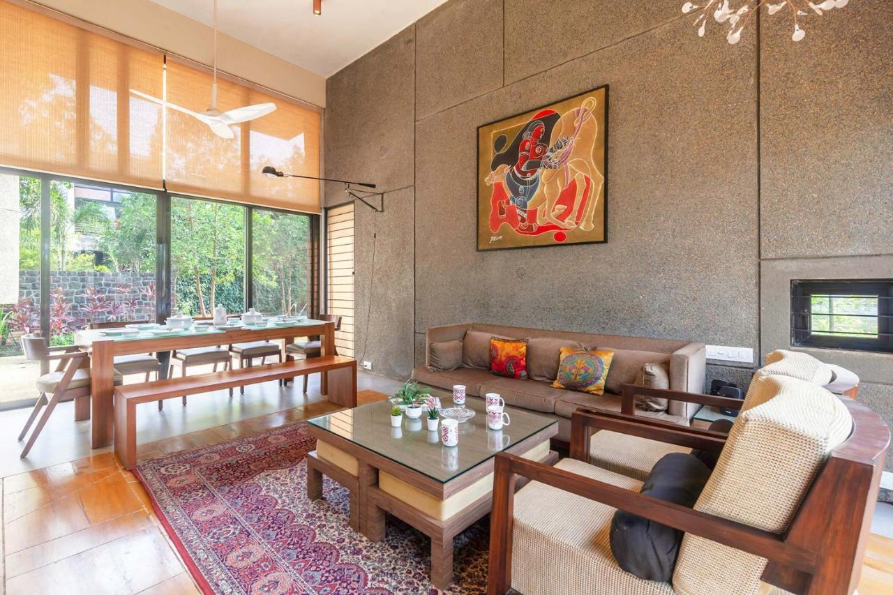 Villa Foresta By Stayvista With Modern Decor, Swimming Pool & Expansive Lawn For A Perfect Escape Lonavala Exteriör bild